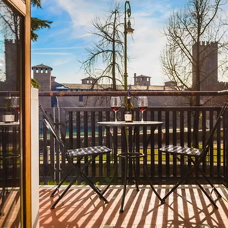 Veronainflat - Castle View Гостьовий будинок *